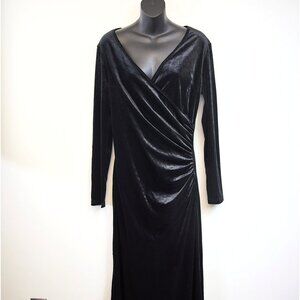 Zaberry Black Velvet Dress with Rouching Size Large